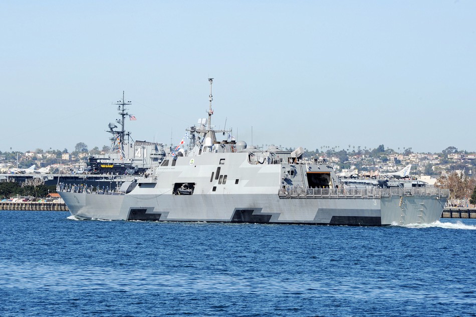 ܊USS Fort WorthLCS 3̖lŞʥ܊۳l¼